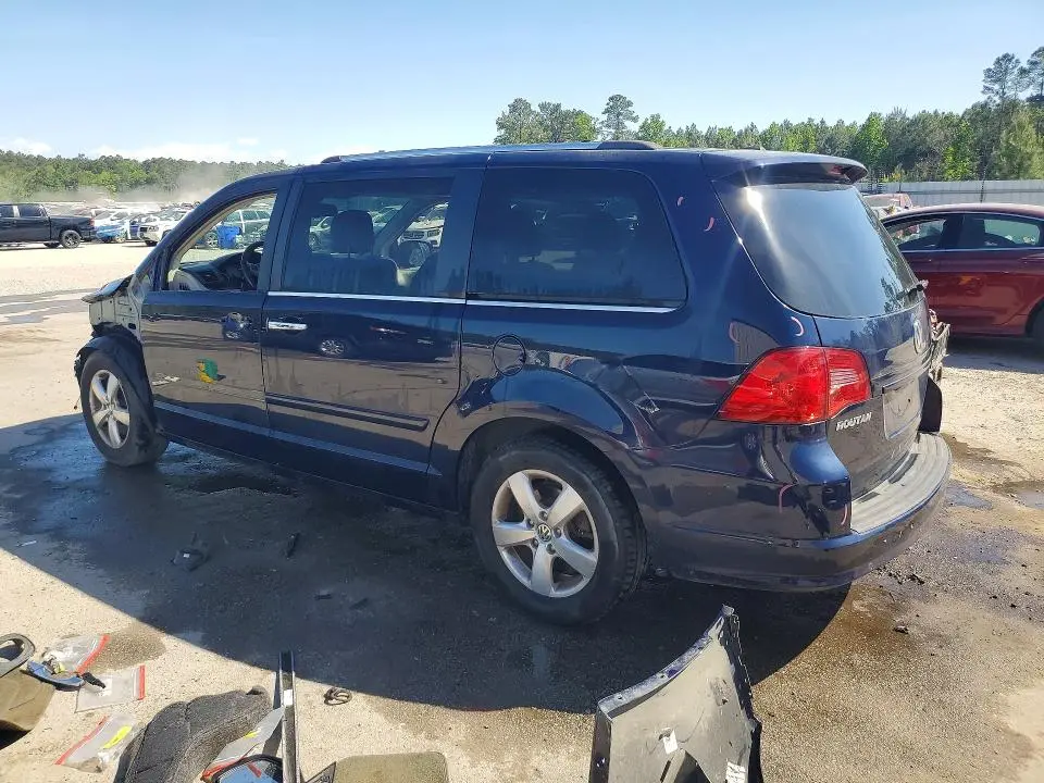 2013 VOLKSWAGEN ROUTAN SEL PREMIUM  
