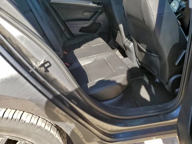 2017 VOLKSWAGEN GOLF S  