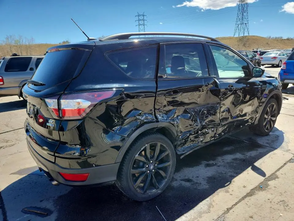 2018 FORD ESCAPE SE  