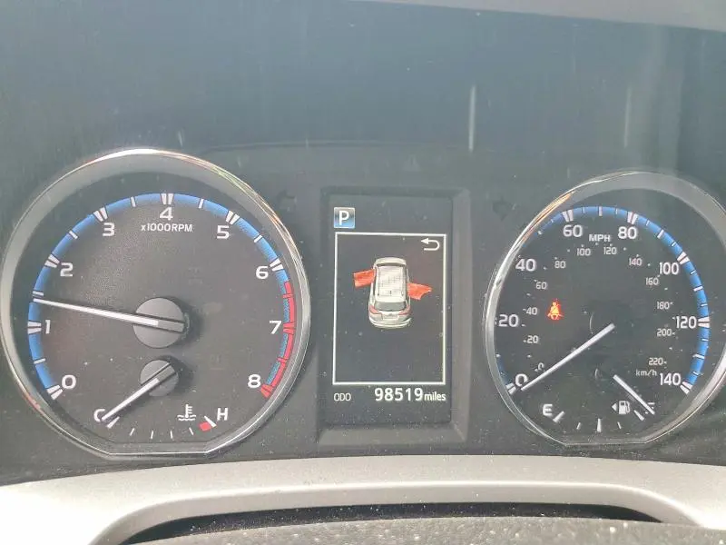 2016 TOYOTA RAV4 XLE  