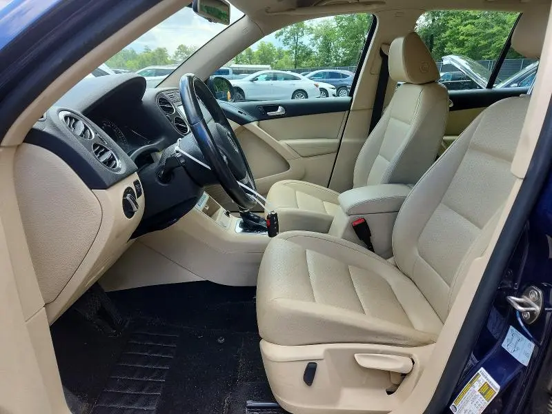 2016 VOLKSWAGEN TIGUAN S  