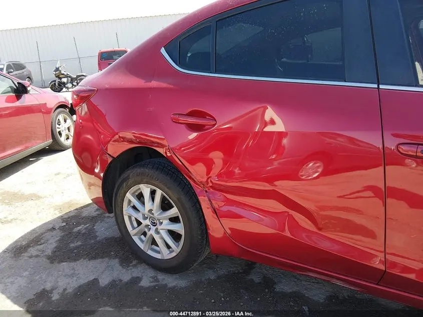 2015 MAZDA MAZDA3  