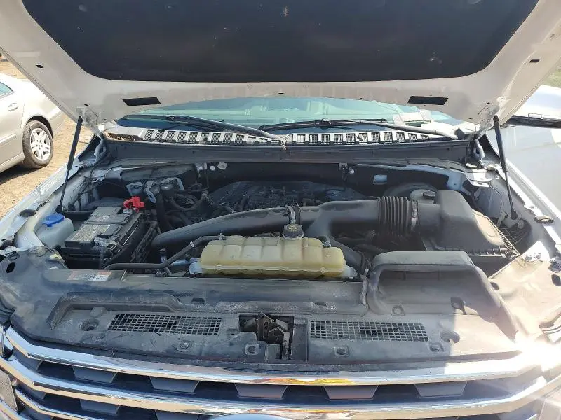 2021 FORD EXPEDITION XLT  