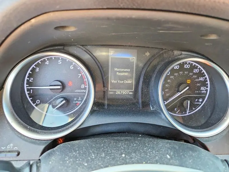 2018 TOYOTA CAMRY SE  