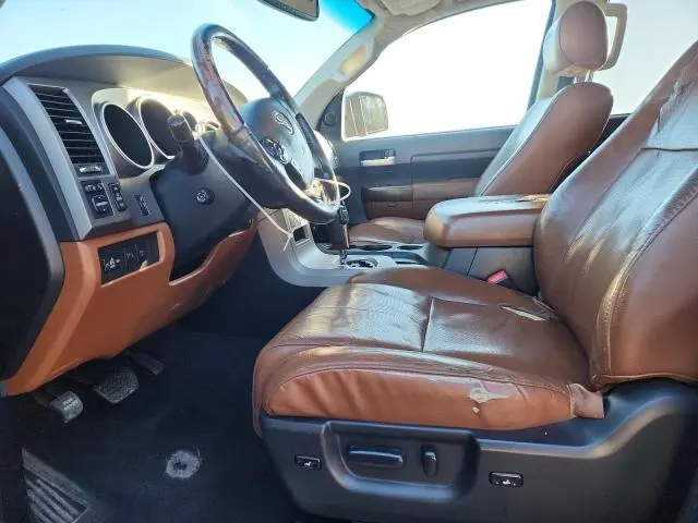 2010 TOYOTA TUNDRA CREWMAX LIMITED  