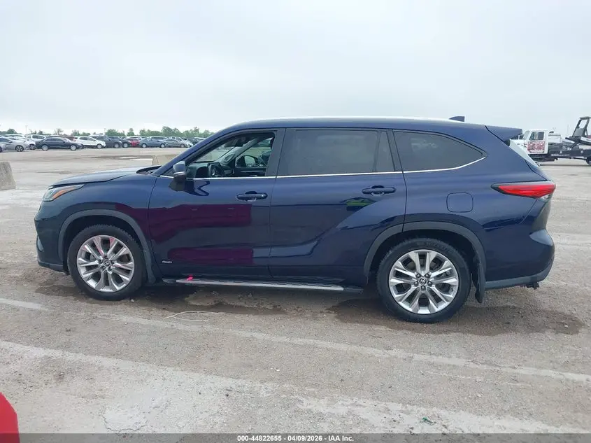 2022 TOYOTA HIGHLANDER HYBRID LIMITED