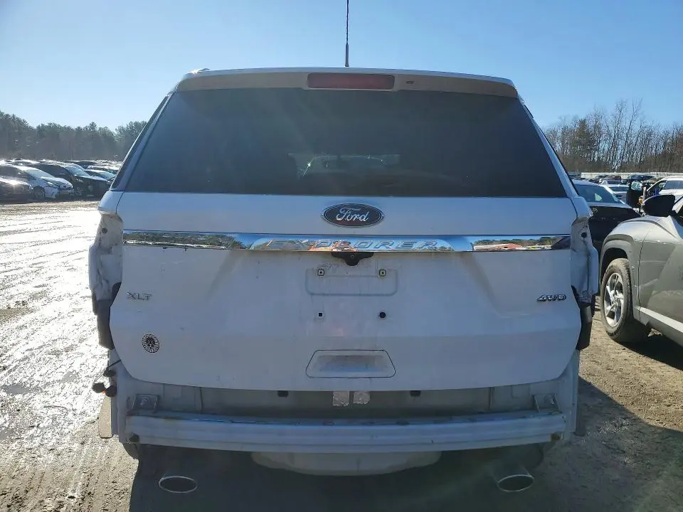 2018 FORD EXPLORER XLT  