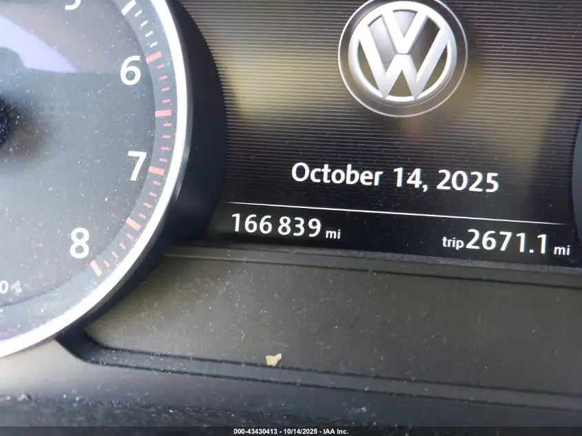 2013 VOLKSWAGEN TOUAREG VR6 SPORT