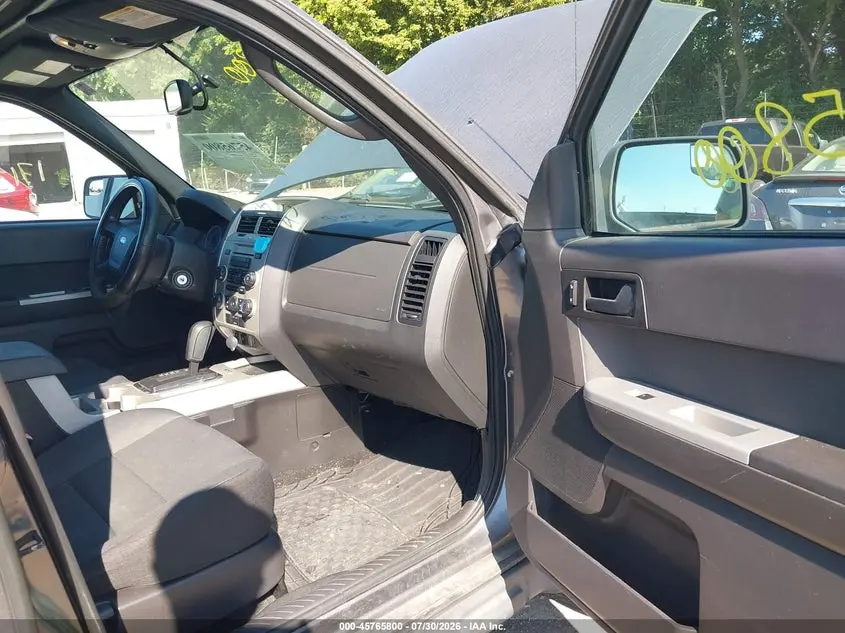 2012 FORD ESCAPE XLT