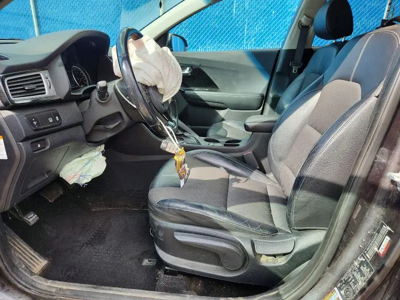 2018 KIA NIRO EX  