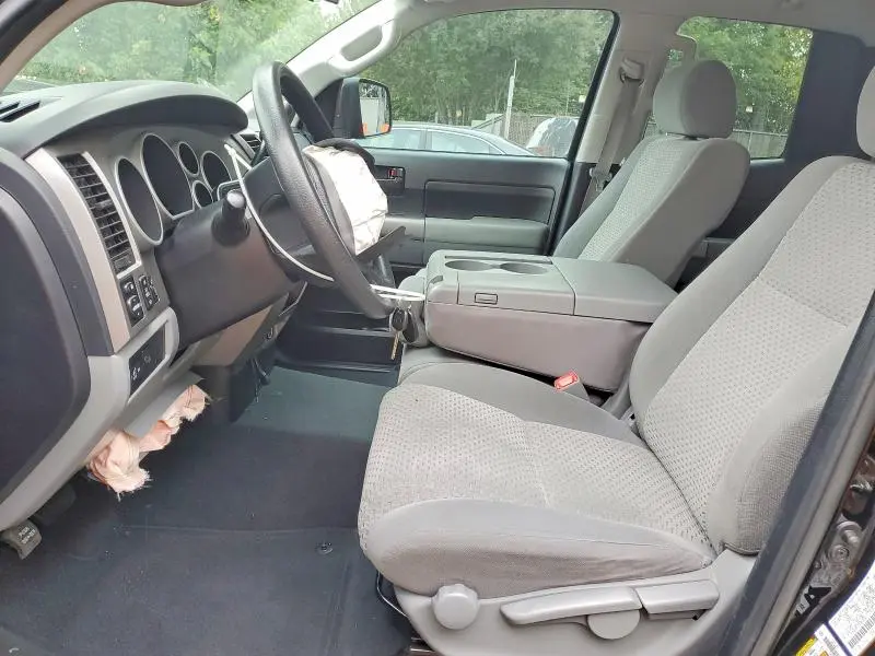 2013 TOYOTA TUNDRA DOUBLE CAB SR5  
