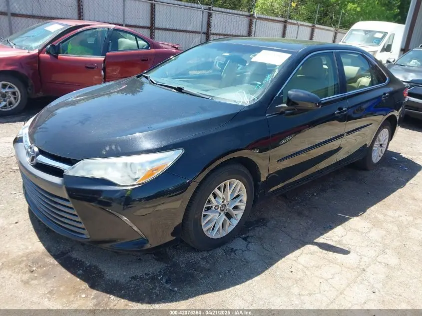 2016 TOYOTA CAMRY LE