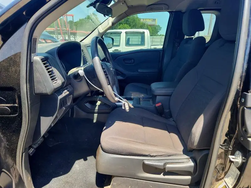 2023 NISSAN FRONTIER S  