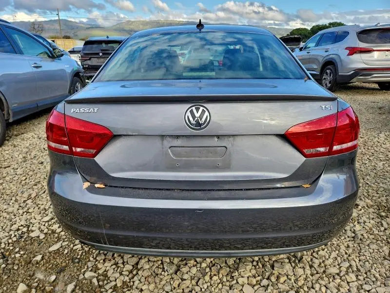 2014 VOLKSWAGEN PASSAT S  
