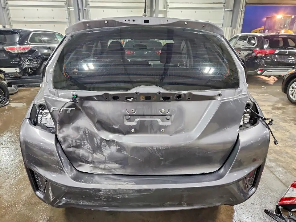 2015 HONDA FIT LX  