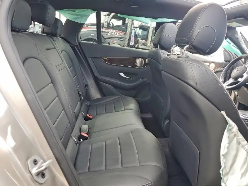 2021 MERCEDES-BENZ GLC 300 4MATIC  