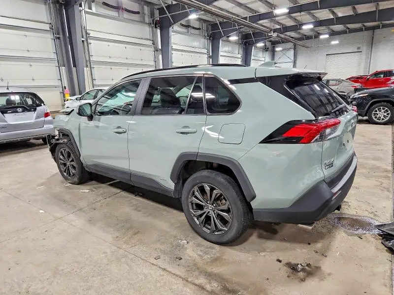2022 TOYOTA RAV4 XLE PREMIUM  