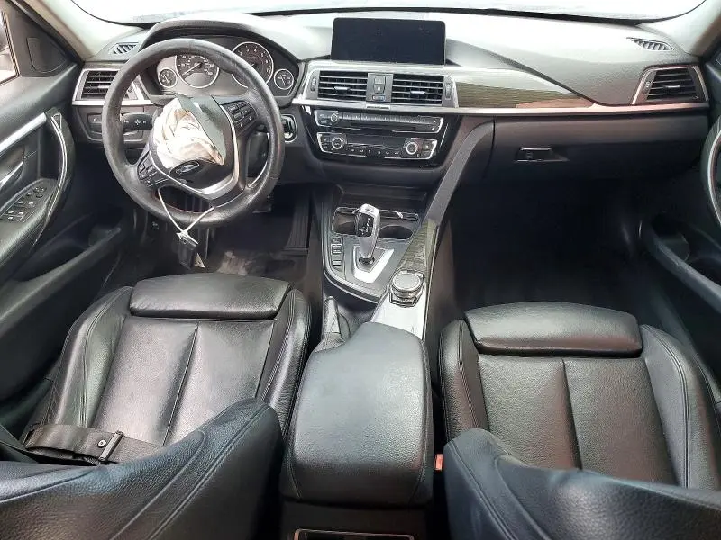 2017 BMW 320 XI  