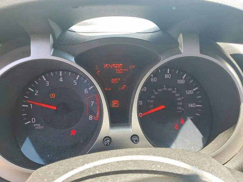 2013 NISSAN JUKE S  