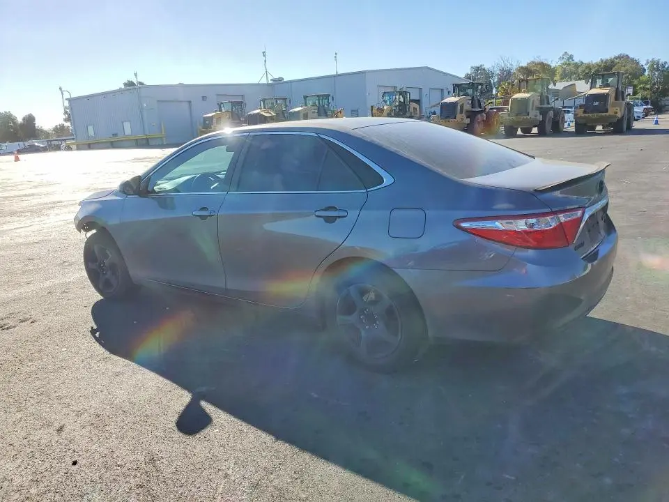 2017 TOYOTA CAMRY LE  
