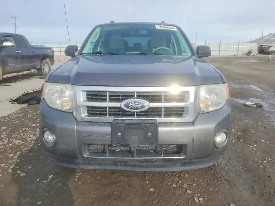 2012 FORD ESCAPE XLT  