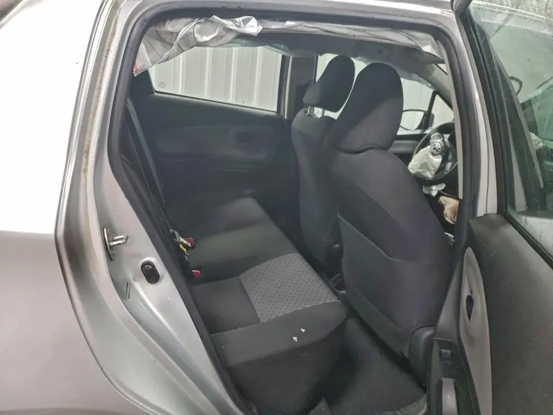 2017 TOYOTA YARIS 5-DOOR L FLEET  