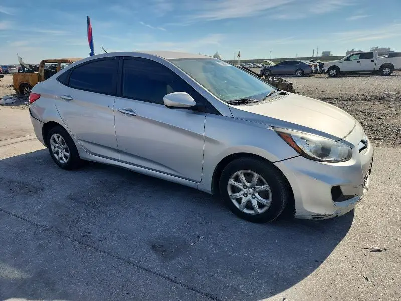 2014 HYUNDAI ACCENT GLS  