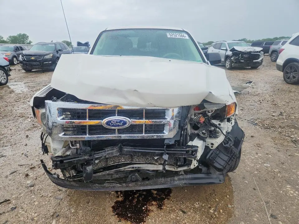2011 FORD ESCAPE XLS  