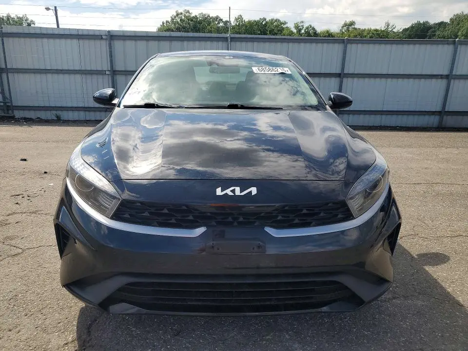 2022 KIA FORTE FE  