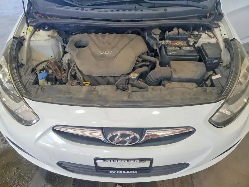 2012 HYUNDAI ACCENT GLS  