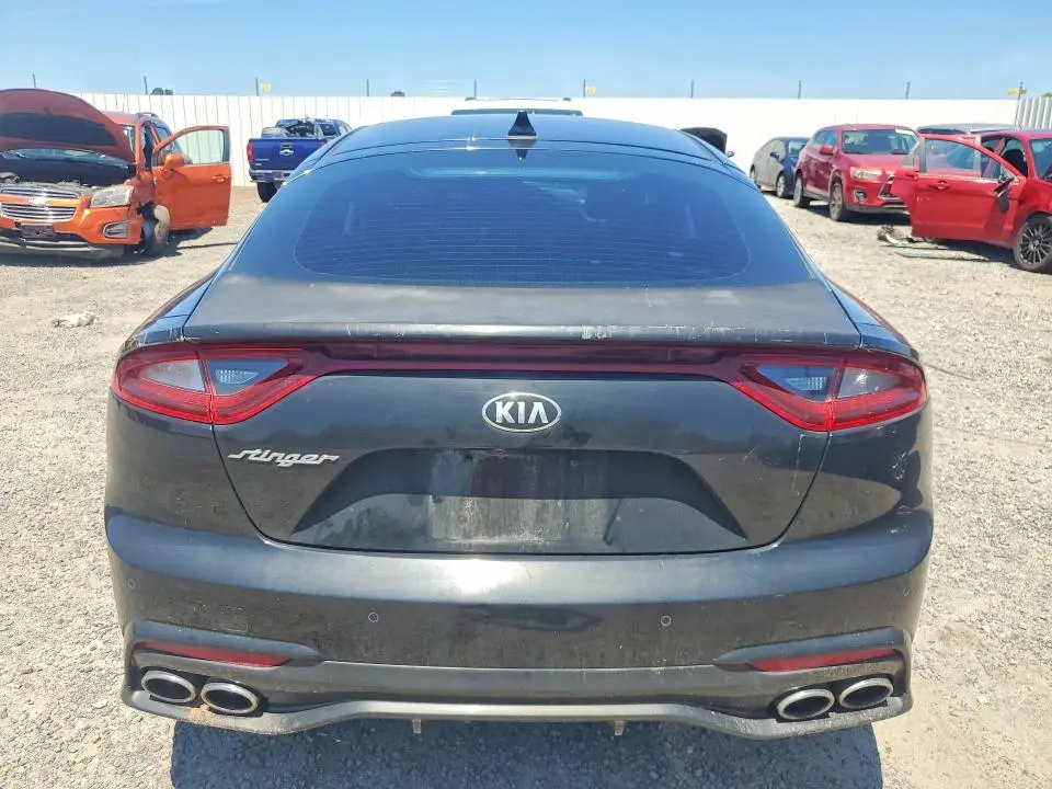 2018 KIA STINGER PREMIUM  