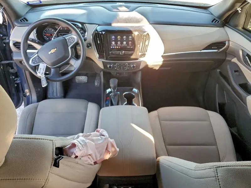 2022 CHEVROLET TRAVERSE LS  