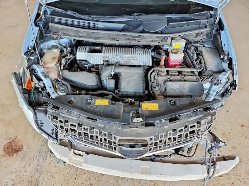 2014 TOYOTA PRIUS V TWO  