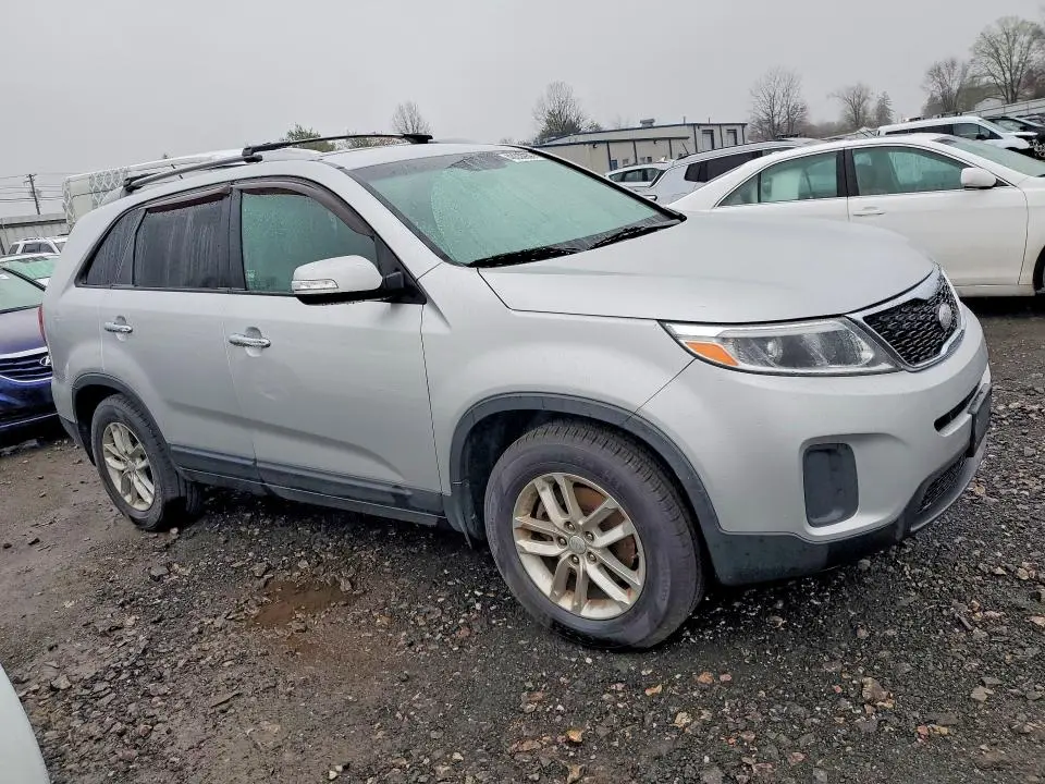 2014 KIA SORENTO LX  