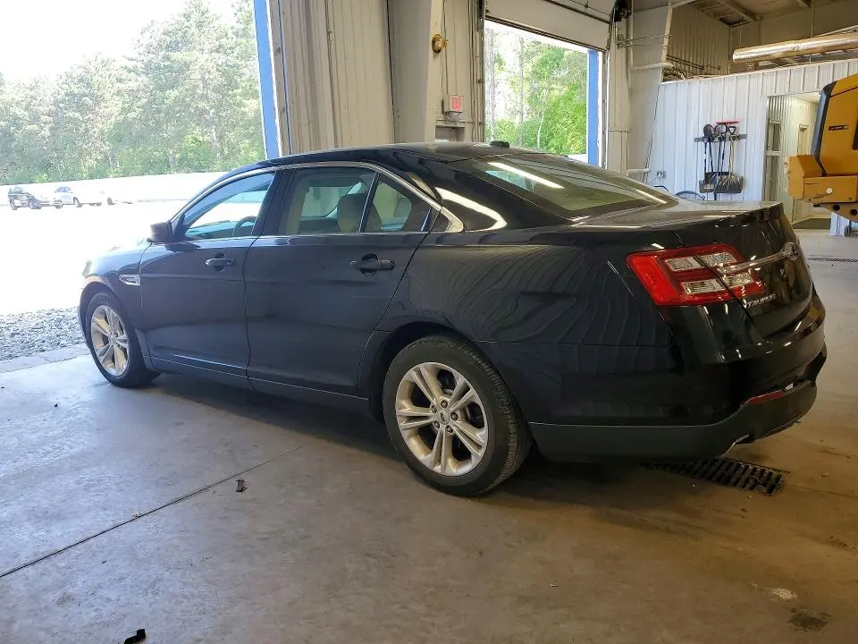 2016 FORD TAURUS SE  