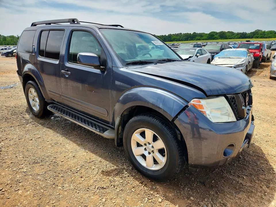 2012 NISSAN PATHFINDER S  