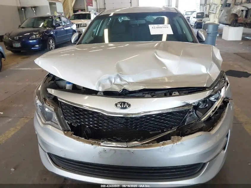 2017 KIA OPTIMA LX