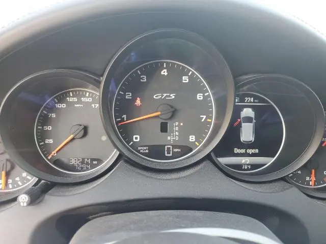 2016 PORSCHE CAYENNE GTS  