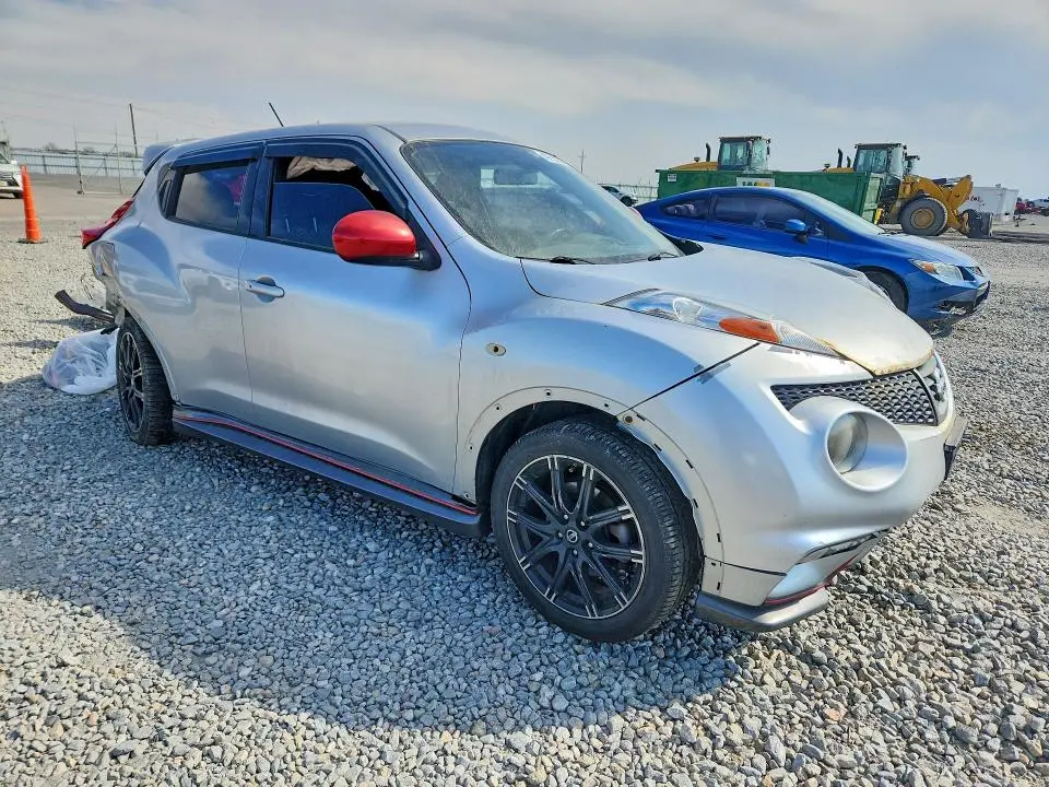 2013 NISSAN JUKE S  