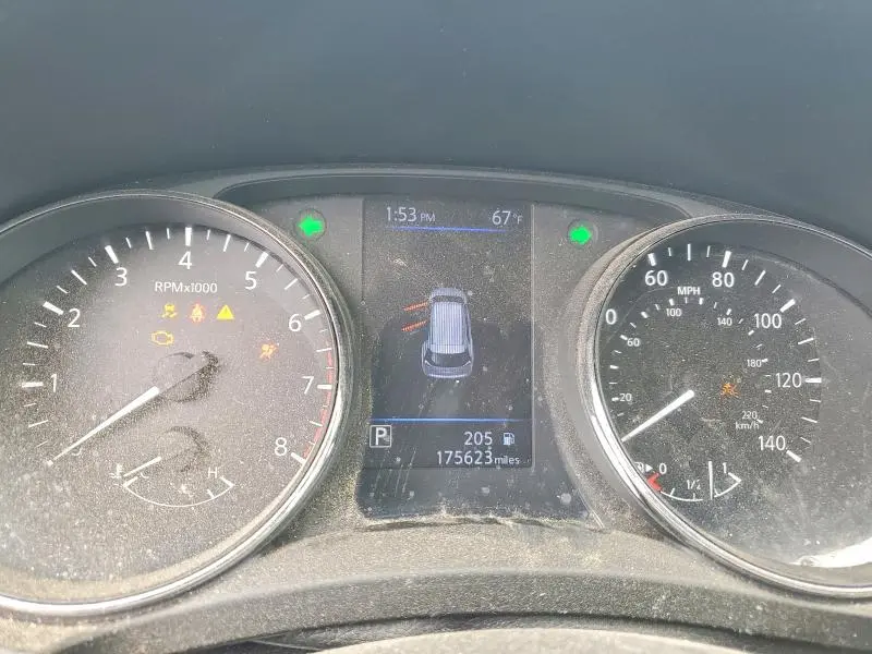 2018 NISSAN ROGUE SV  