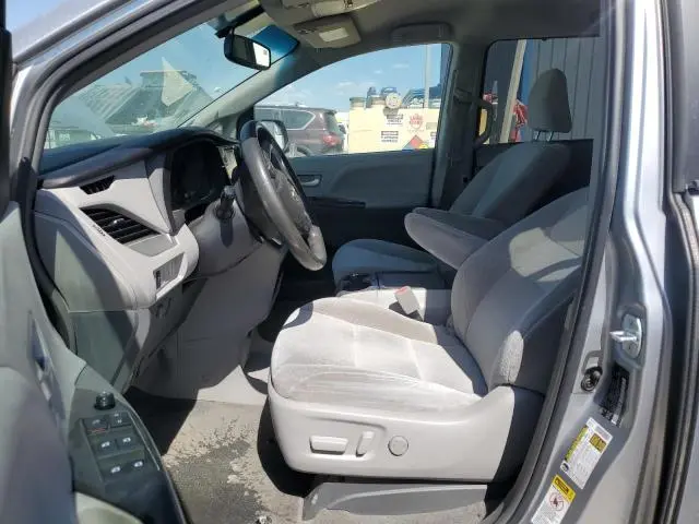 2015 TOYOTA SIENNA LE  
