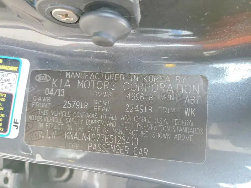 2014 KIA CADENZA PREMIUM  