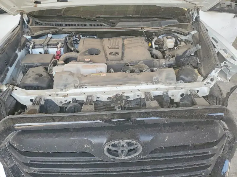 2026 TOYOTA TUNDRA SR  