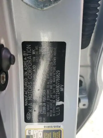 2013 KIA SOUL +  