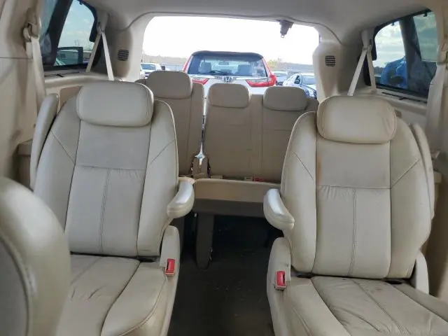 2010 CHRYSLER TOWN & COUNTRY LIMITED  