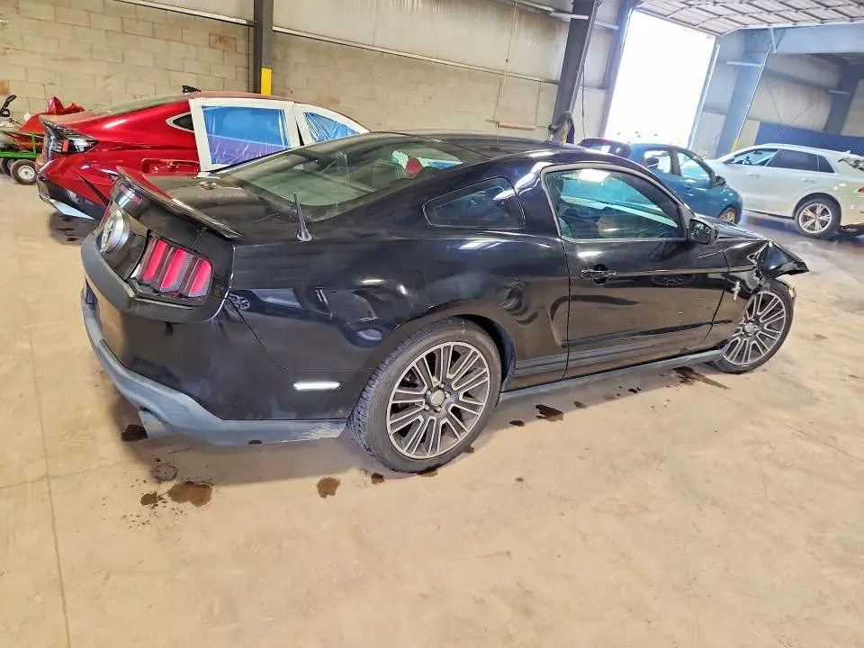 2011 FORD MUSTANG   