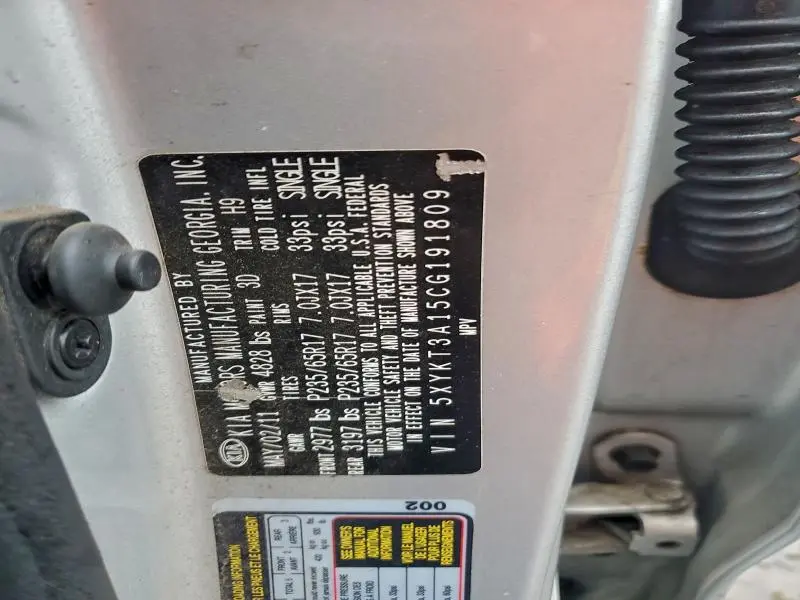 2012 KIA SORENTO BASE  