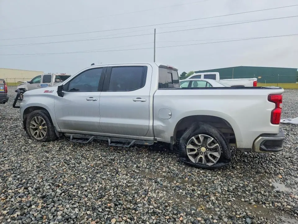 2021 CHEVROLET SILVERADO K1500 LT  
