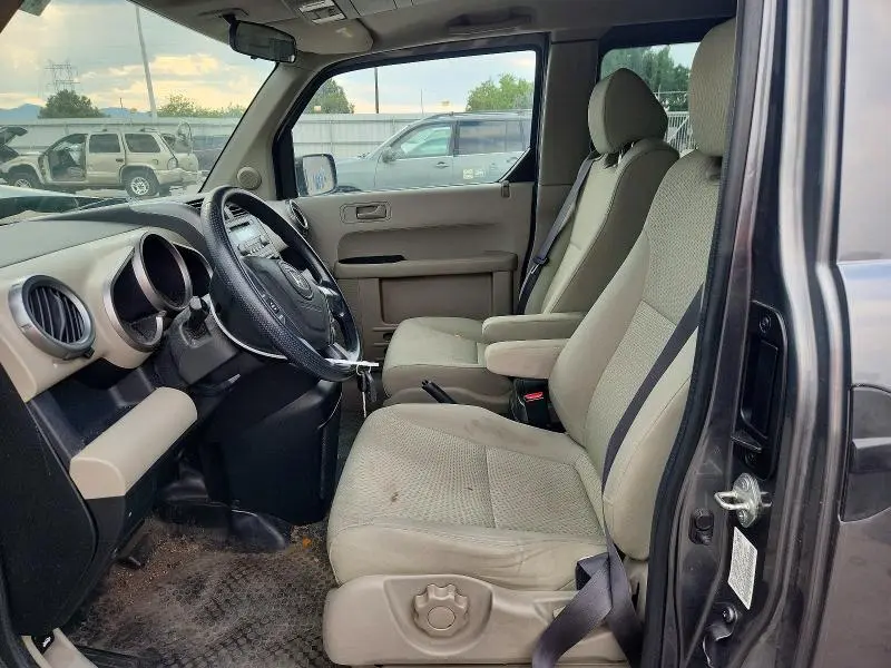 2011 HONDA ELEMENT EX  