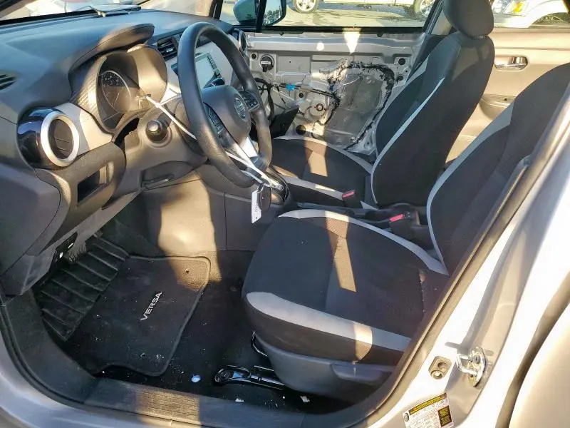 2020 NISSAN VERSA SV  